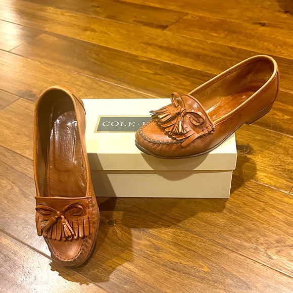 Cole Haan Women's Brown Tassel Loafers - Picture 1 of 1
